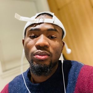 Meet your Posher, Coffi